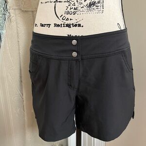 Slazenger Black Athletic Shorts Size 6